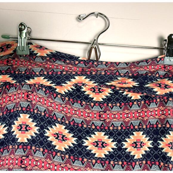 LIVING DOLL Los Angeles Y2K Aztec Maxi Skirt, Fold Over Waist, Size: M - Picture 4 of 8